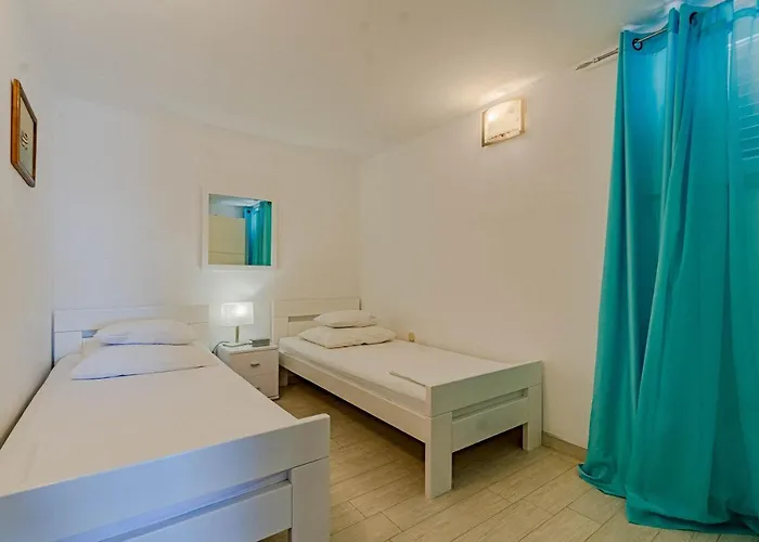Antheia *